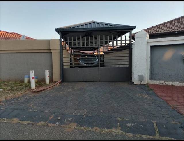 4 BEDROOM HOUSE FOR SALE IN DAWN PARK